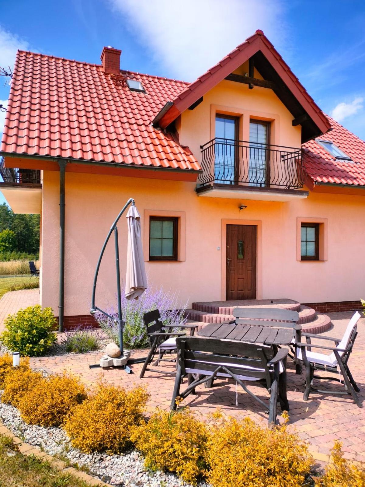Agroturystyka U Kasi Suryty Exterior photo
